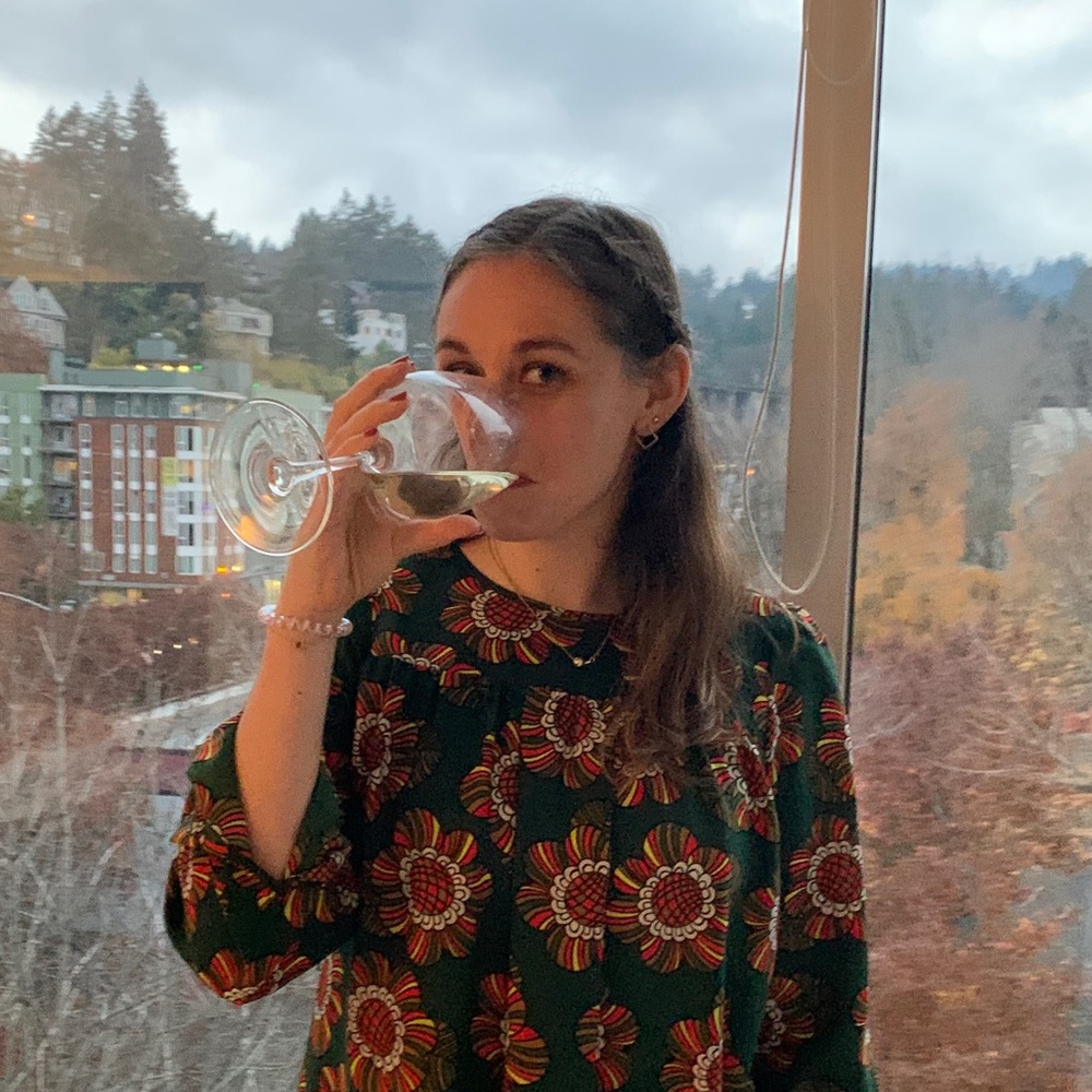 Meet your Posher, Claire
